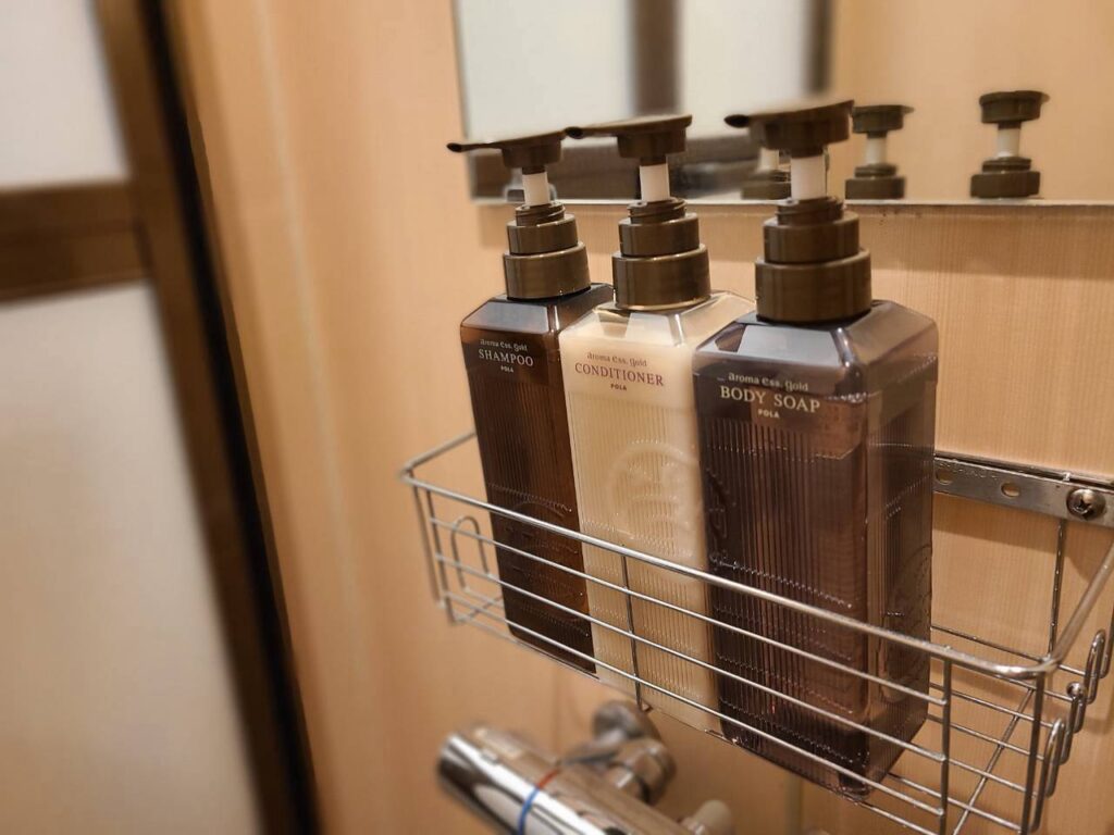 個室シャワールームのアメニティ